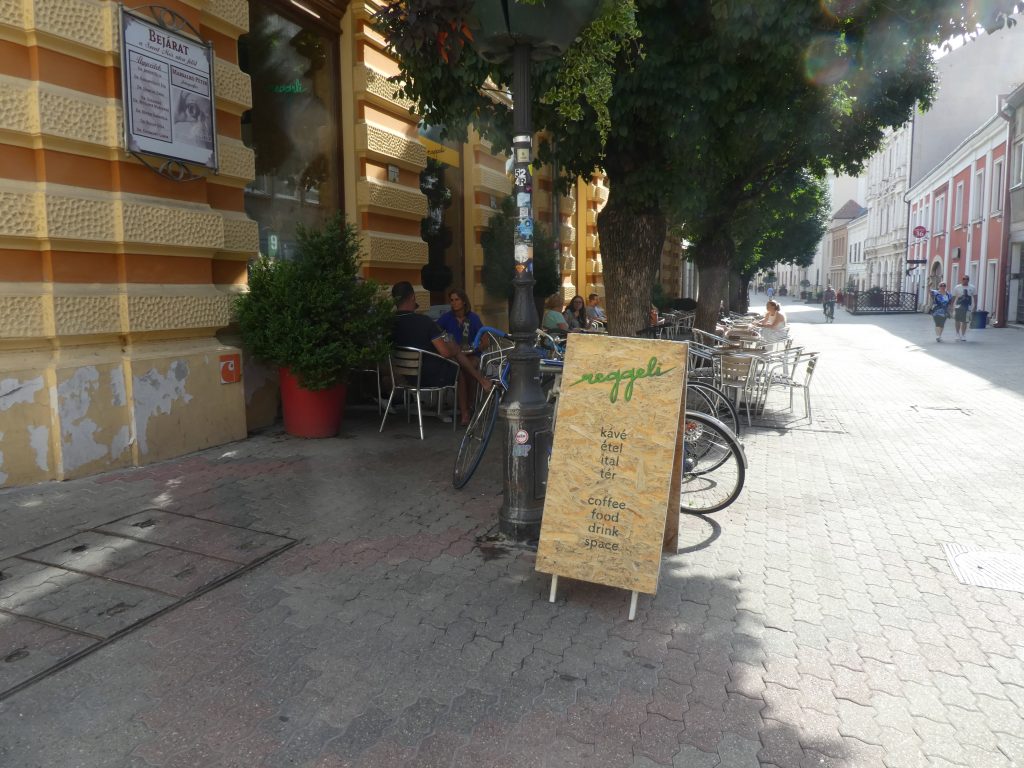 Reggeli terasz 2